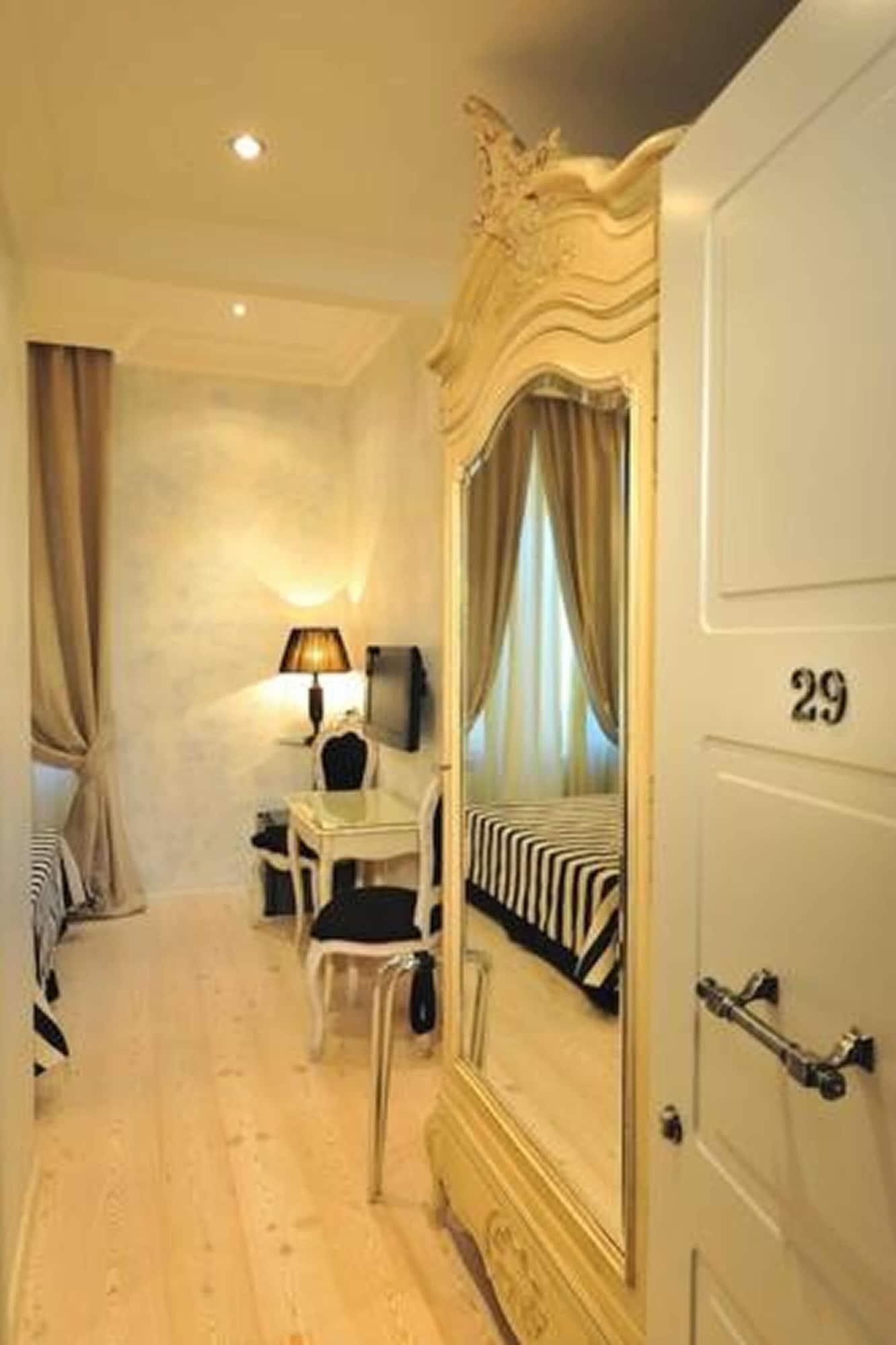 Mdm Guesthouse Roma Eksteriør bilde